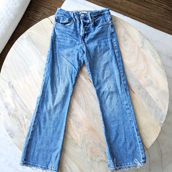 Frame Denim Denim - 🟤 3/$25🟤 Frame Le Crop Mini Boot Jeans Size 27